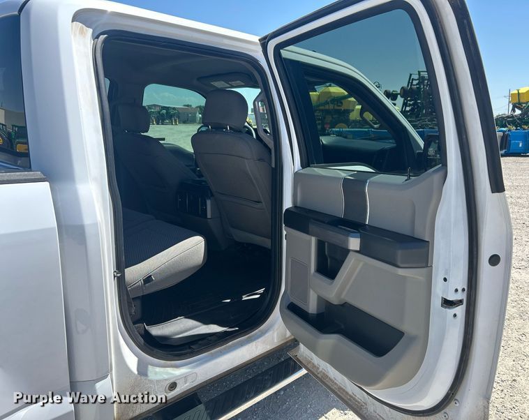 image for item EX9264 2020 Ford F150 XL SuperCrew pickup truck