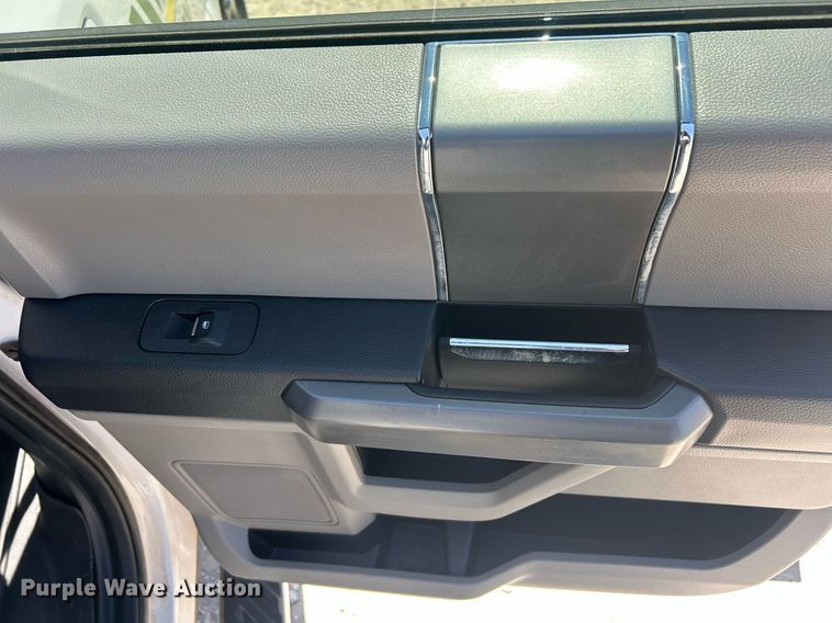 image for item EX9264 2020 Ford F150 XL SuperCrew pickup truck