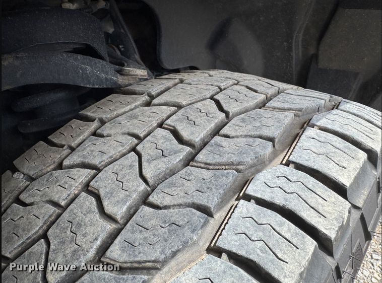 image for item EX9264 2020 Ford F150 XL SuperCrew pickup truck