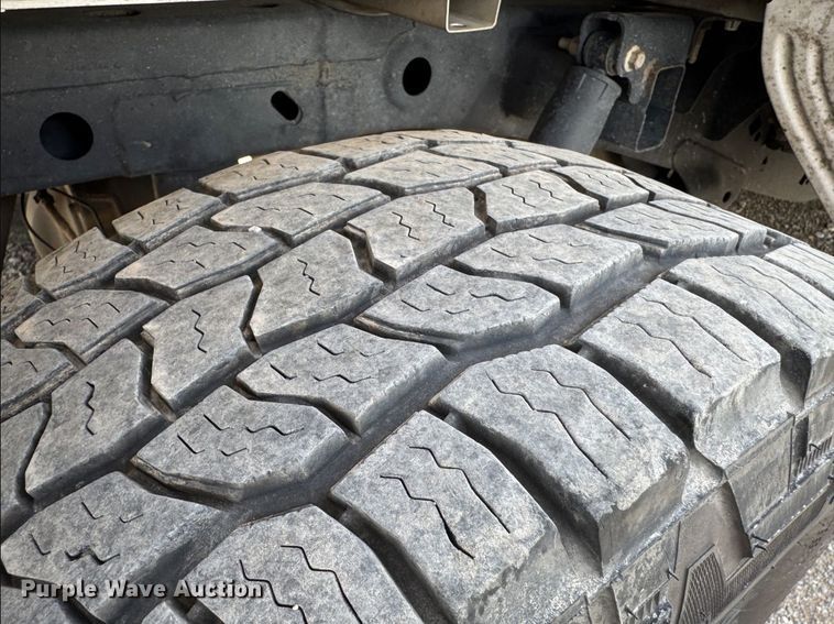 image for item EX9264 2020 Ford F150 XL SuperCrew pickup truck