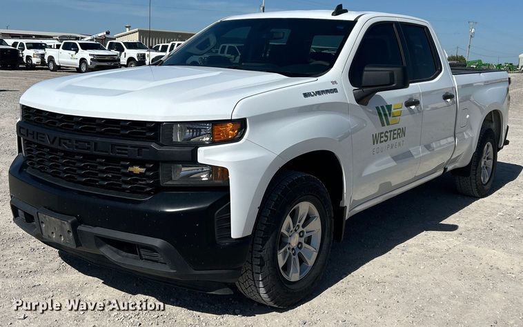 image for item EX9266 2020 Chevrolet Silverado 1500 Double Cab pickup truck