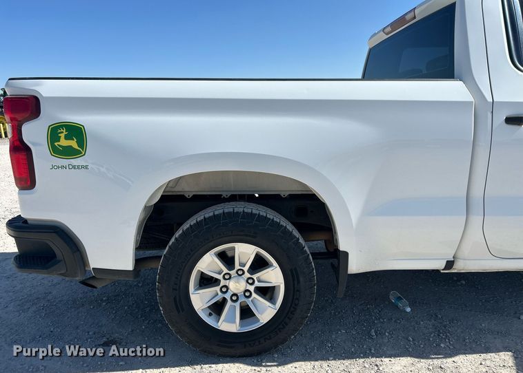 image for item EX9266 2020 Chevrolet Silverado 1500 Double Cab pickup truck