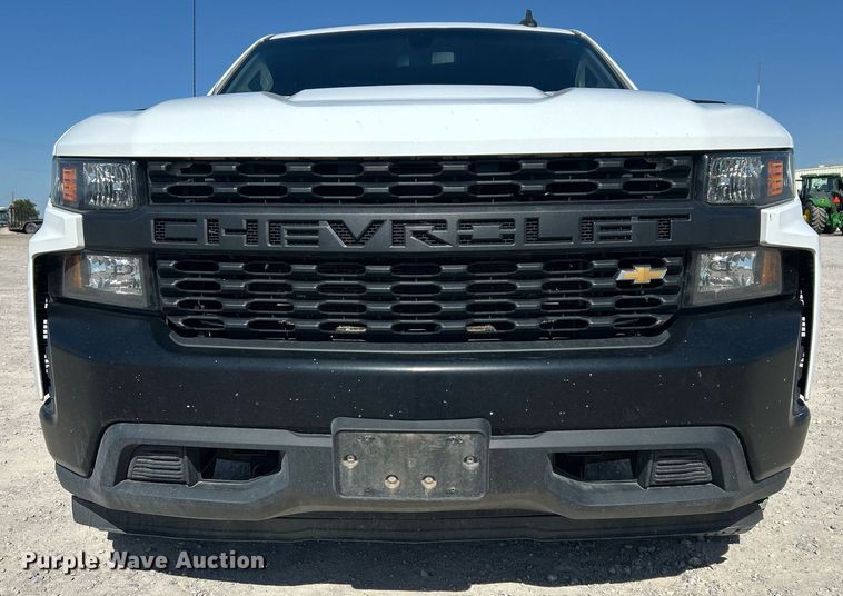 image for item EX9266 2020 Chevrolet Silverado 1500 Double Cab pickup truck