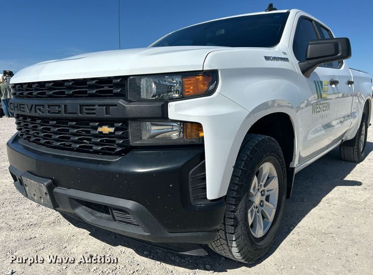 image for item EX9266 2020 Chevrolet Silverado 1500 Double Cab pickup truck