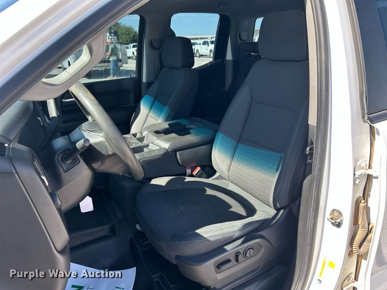 image for item EX9266 2020 Chevrolet Silverado 1500 Double Cab pickup truck