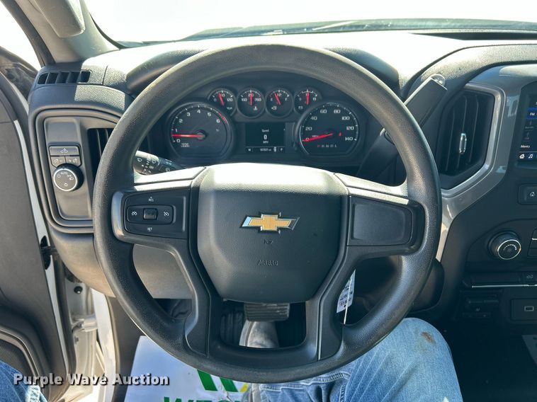 image for item EX9266 2020 Chevrolet Silverado 1500 Double Cab pickup truck