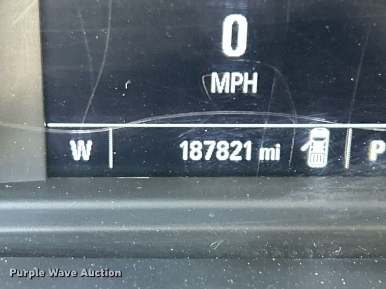 image for item EX9266 2020 Chevrolet Silverado 1500 Double Cab pickup truck