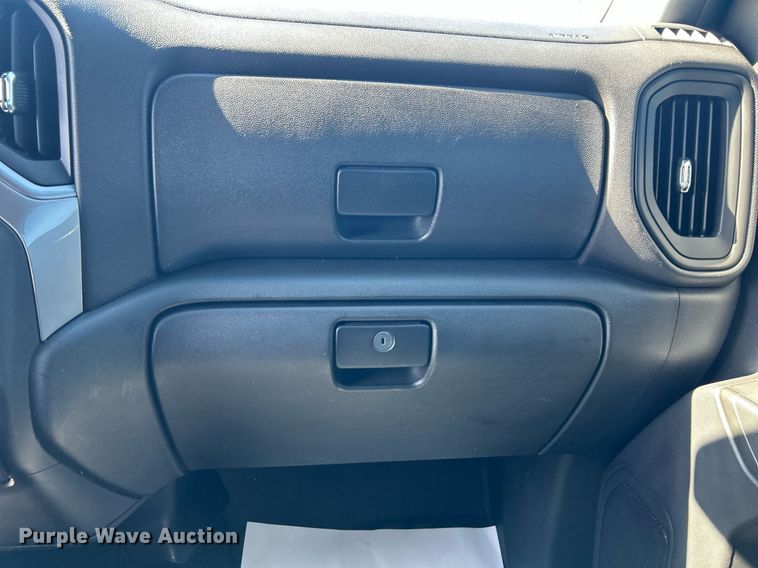 image for item EX9266 2020 Chevrolet Silverado 1500 Double Cab pickup truck