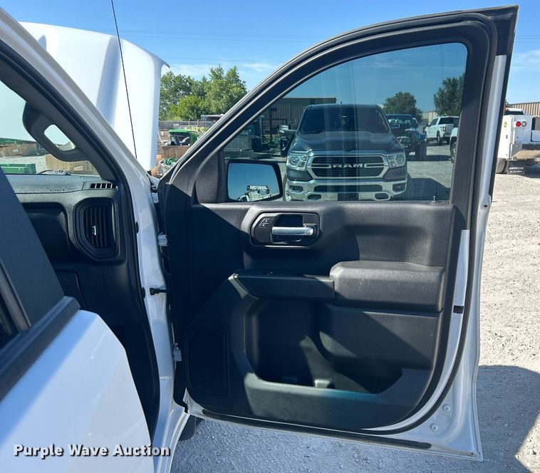 image for item EX9266 2020 Chevrolet Silverado 1500 Double Cab pickup truck