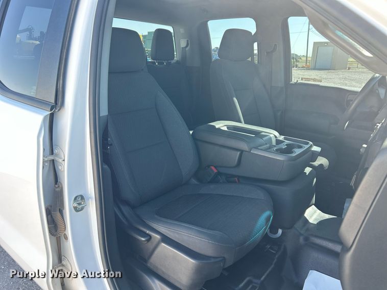 image for item EX9266 2020 Chevrolet Silverado 1500 Double Cab pickup truck