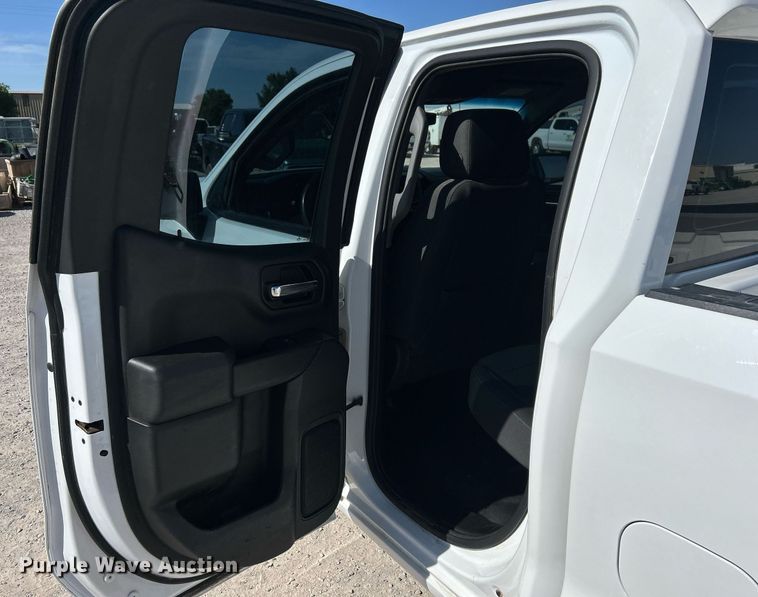 image for item EX9266 2020 Chevrolet Silverado 1500 Double Cab pickup truck