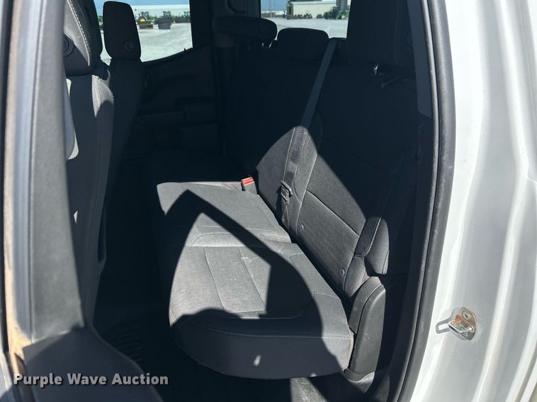 image for item EX9266 2020 Chevrolet Silverado 1500 Double Cab pickup truck