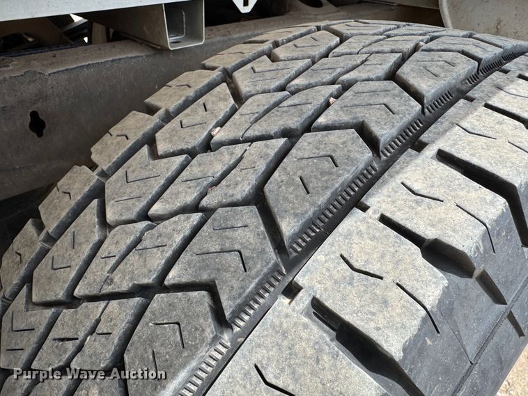 image for item EX9266 2020 Chevrolet Silverado 1500 Double Cab pickup truck