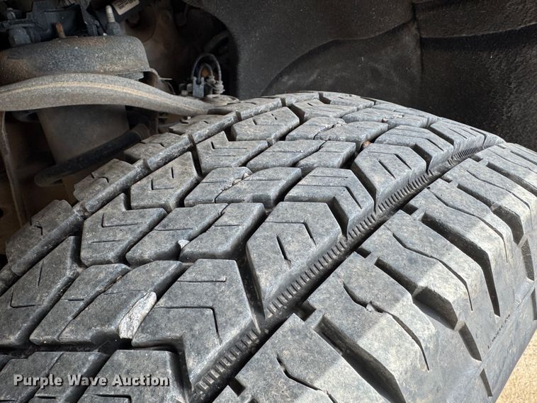 image for item EX9266 2020 Chevrolet Silverado 1500 Double Cab pickup truck