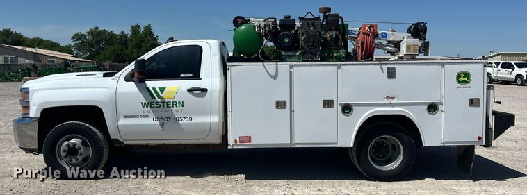 image for item EX9267 2018 Chevrolet Silverado 3500HD utility / service truck
