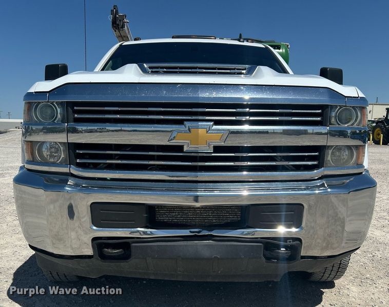 image for item EX9267 2018 Chevrolet Silverado 3500HD utility / service truck