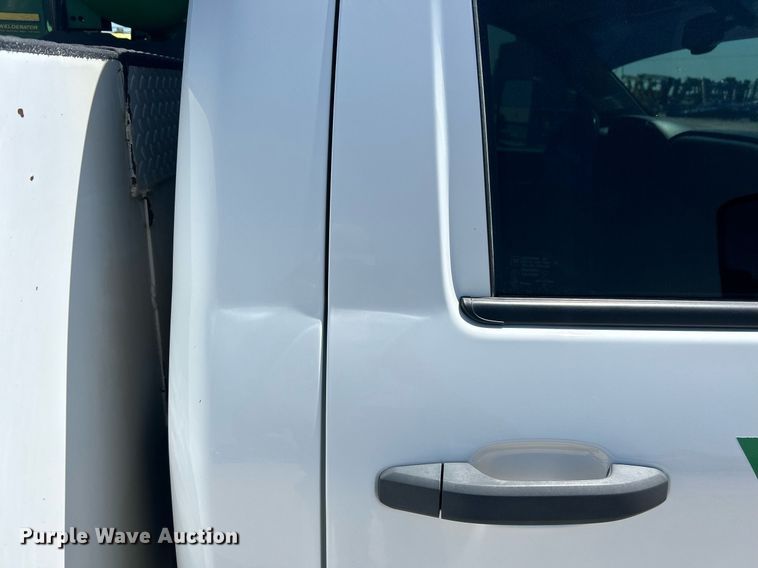 image for item EX9267 2018 Chevrolet Silverado 3500HD utility / service truck