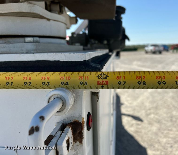 image for item EX9267 2018 Chevrolet Silverado 3500HD utility / service truck