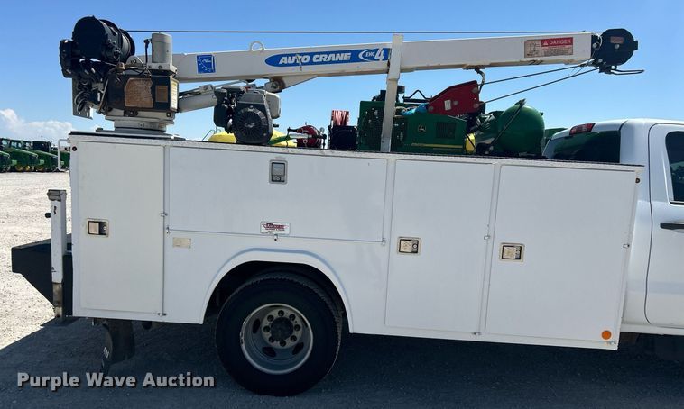 image for item EX9267 2018 Chevrolet Silverado 3500HD utility / service truck