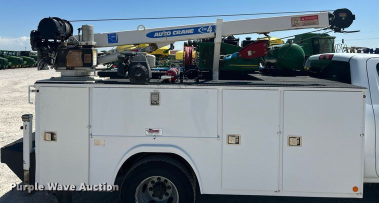 image for item EX9267 2018 Chevrolet Silverado 3500HD utility / service truck