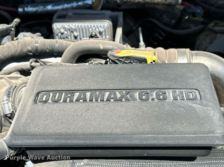 image for item EX9267 2018 Chevrolet Silverado 3500HD utility / service truck