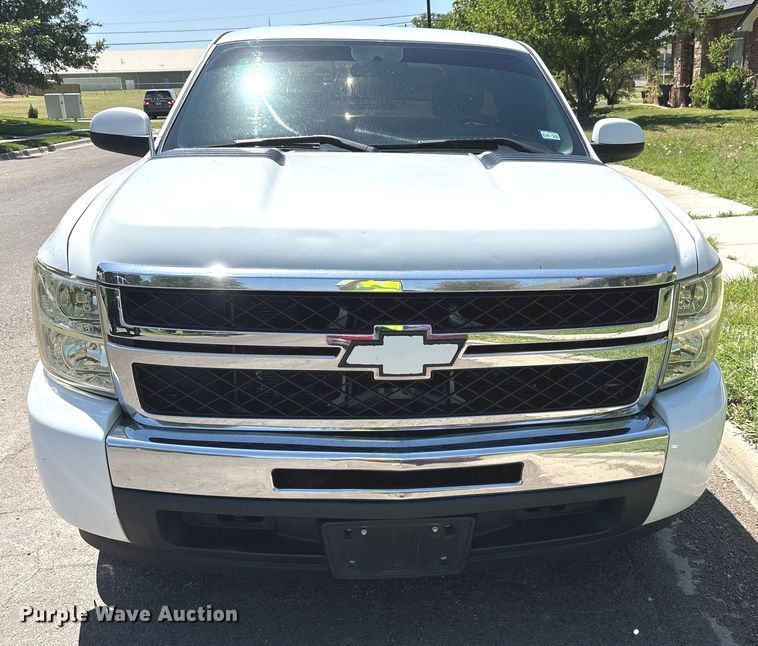 image for item EX9270 2010 Chevrolet Silverado 1500 pickup truck