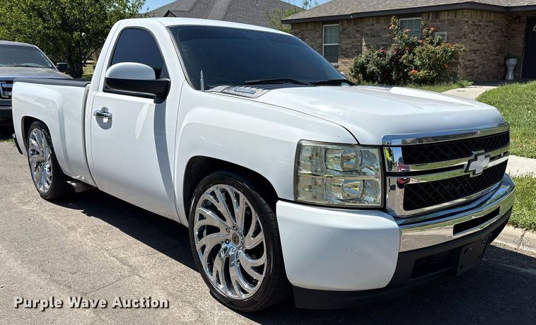 image for item EX9270 2010 Chevrolet Silverado 1500 pickup truck