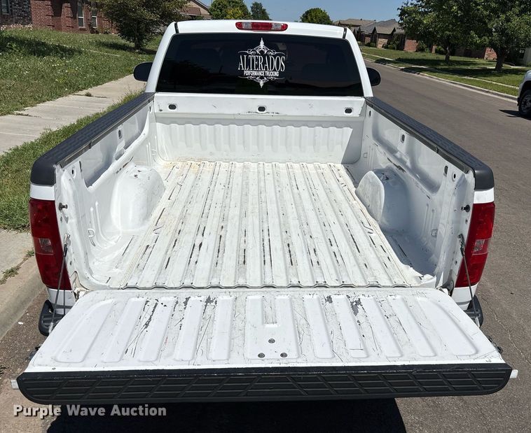 image for item EX9270 2010 Chevrolet Silverado 1500 pickup truck