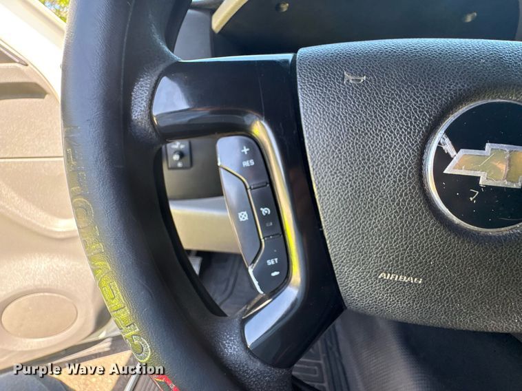 image for item EX9270 2010 Chevrolet Silverado 1500 pickup truck