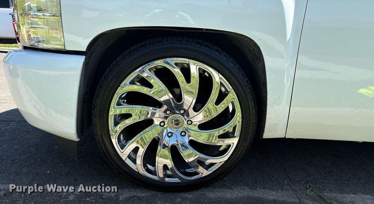 image for item EX9270 2010 Chevrolet Silverado 1500 pickup truck