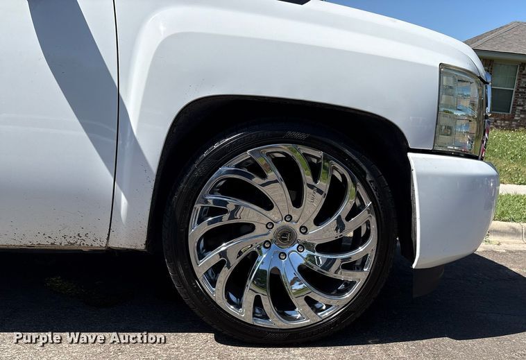 image for item EX9270 2010 Chevrolet Silverado 1500 pickup truck