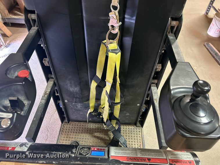 image for item EX9793 2020 Big Joe J1 order picker