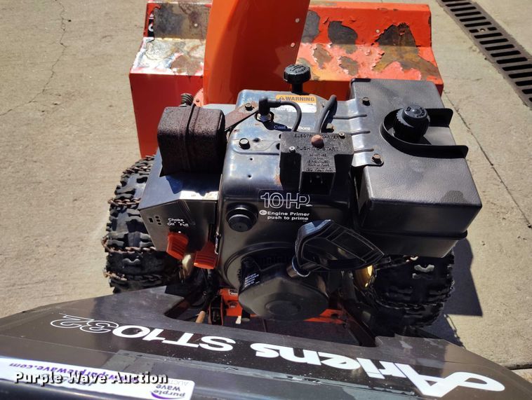 image for item IP9586 Ariens ST1032 snow blower