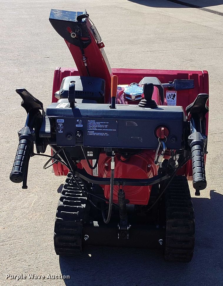 image for item IP9591 Honda HSS1332A snow blower