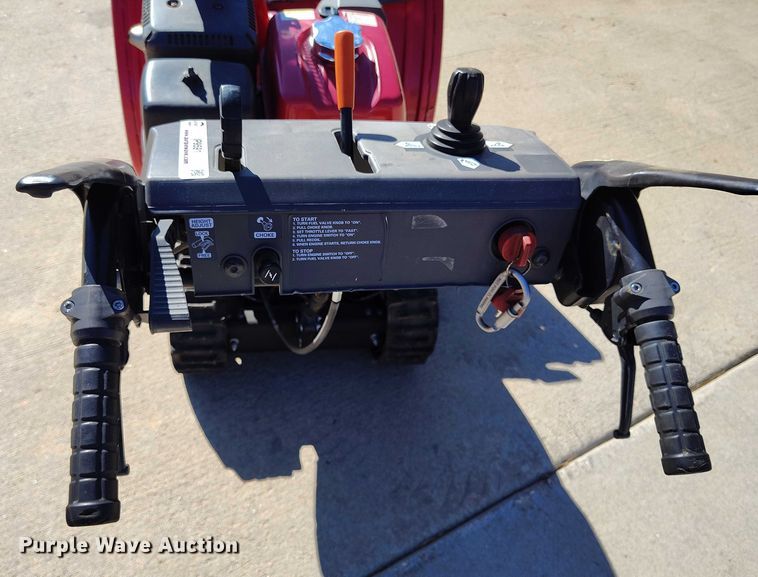 image for item IP9591 Honda HSS1332A snow blower