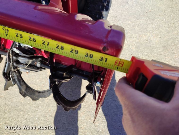 image for item IP9591 Honda HSS1332A snow blower