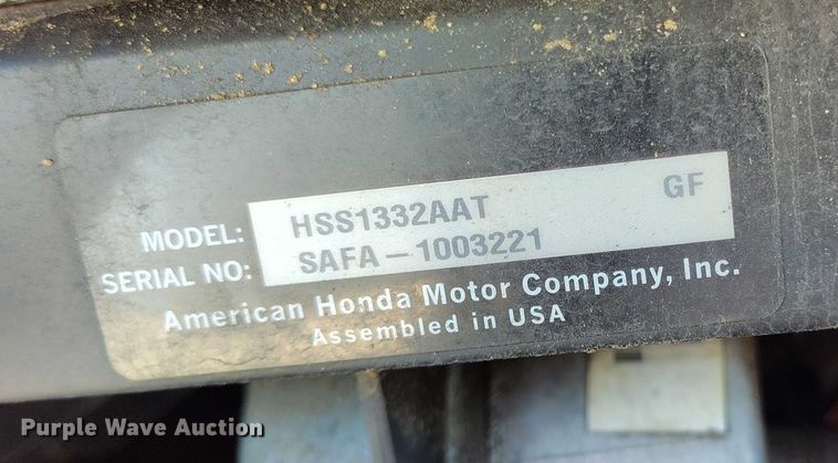 image for item IP9591 Honda HSS1332A snow blower