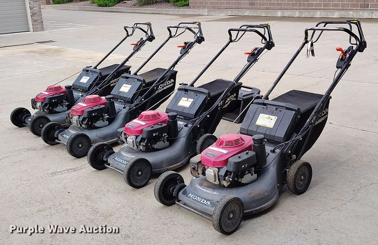 image for item IP9601 (4) Honda HRC216K3 push mowers