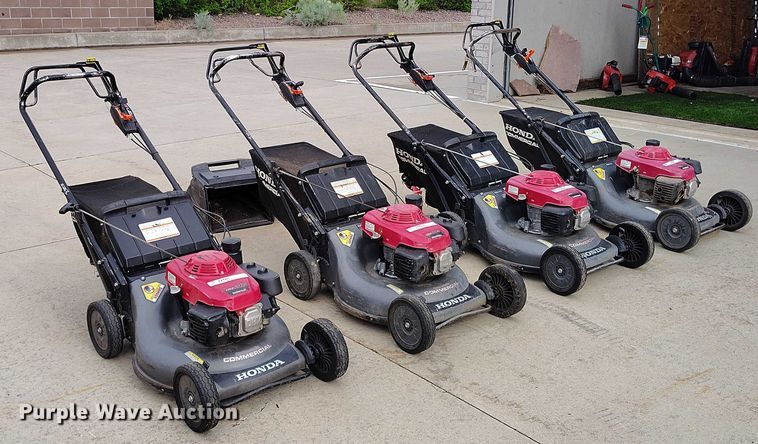 image for item IP9601 (4) Honda HRC216K3 push mowers