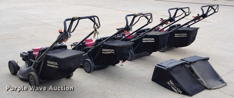 image for item IP9601 (4) Honda HRC216K3 push mowers