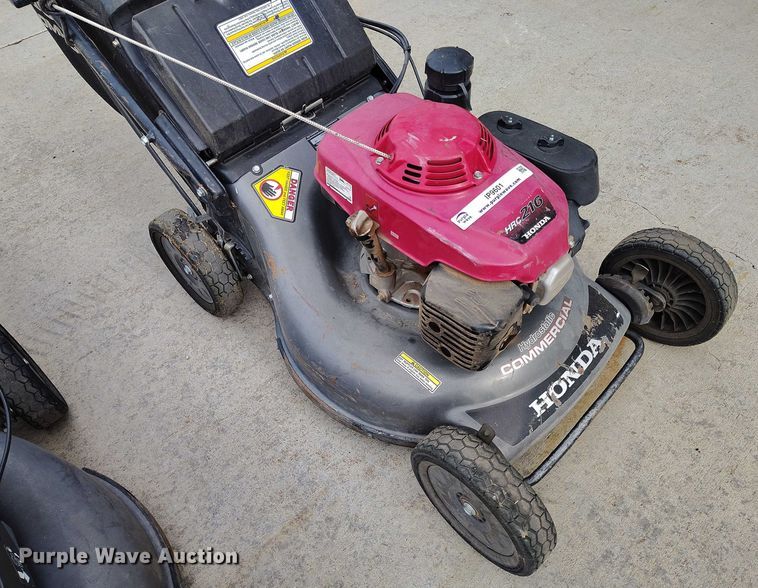 image for item IP9601 (4) Honda HRC216K3 push mowers