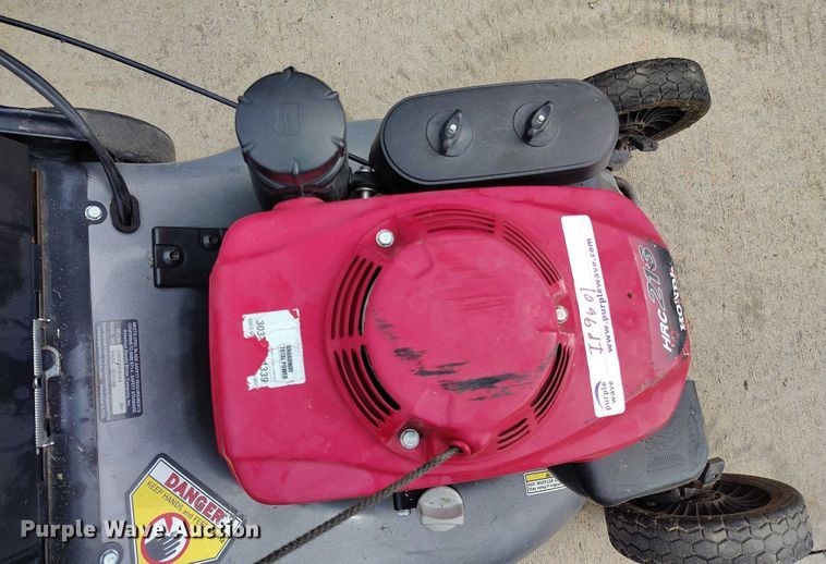 image for item IP9601 (4) Honda HRC216K3 push mowers