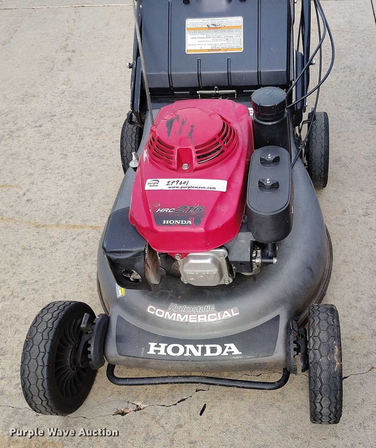 image for item IP9601 (4) Honda HRC216K3 push mowers
