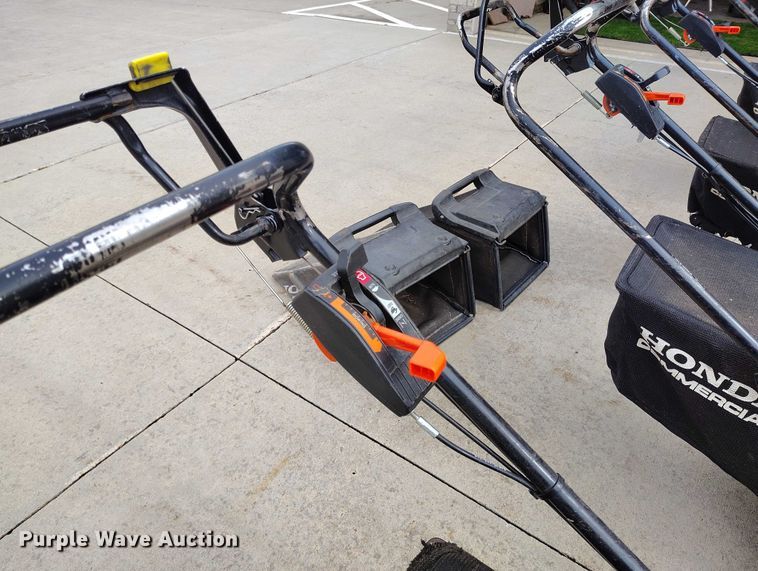 image for item IP9601 (4) Honda HRC216K3 push mowers