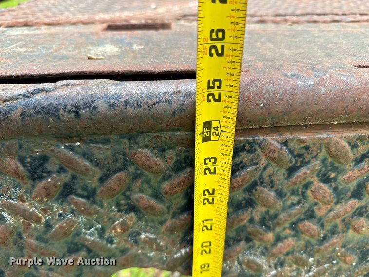 image for item JX9283 1973 Ford F700 rollback truck