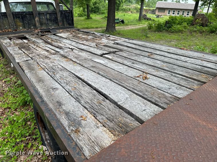 image for item JX9283 1973 Ford F700 rollback truck