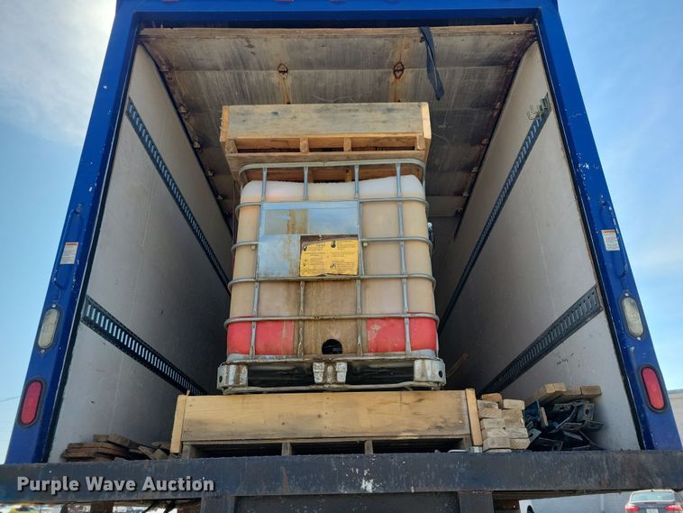 image for item NB9997 2013 International DuraStar 4400 box truck