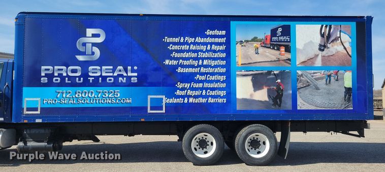 image for item NB9997 2013 International DuraStar 4400 box truck