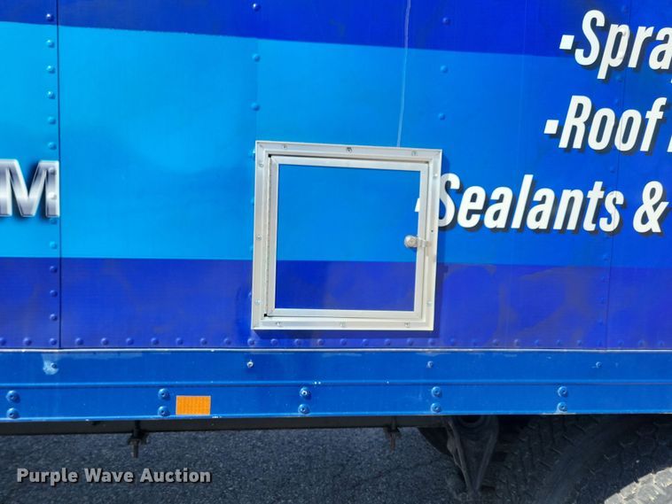 image for item NB9997 2013 International DuraStar 4400 box truck