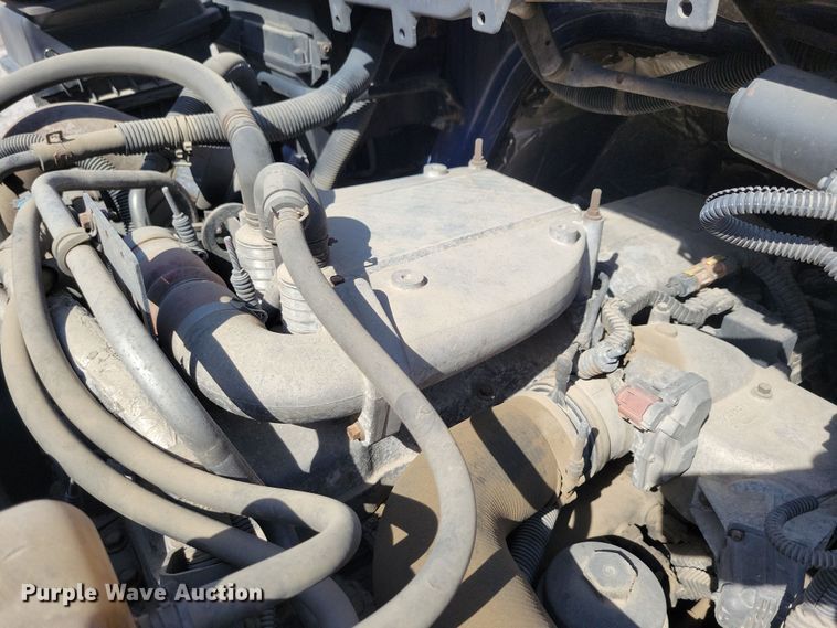 image for item NB9997 2013 International DuraStar 4400 box truck